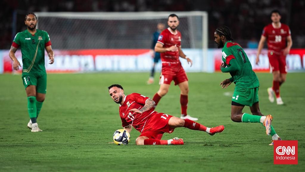 Perlukah Timnas Indonesia Turunkan 7 Bek Lagi Lawan Bulgaria?