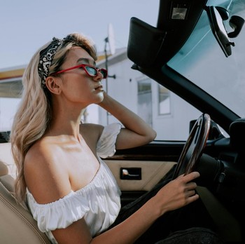 4 Ciri Kepribadian Orang yang Suka Nyetir Jauh, Lebih Suka Roadtrip atau Solo Driving!