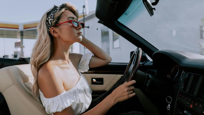 4 Ciri Kepribadian Orang yang Suka Nyetir Jauh, Lebih Suka Roadtrip atau Solo Driving!