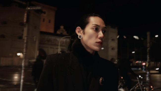 Lirik Lagu Breaking Through - EL CAPITXN, Taehyun TXT dan Jeremy Zucker