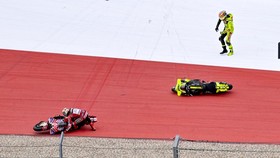 Bos VR46 Murka, Minta Marquez Disanksi usai Tabrak Jatuh Giannantonio