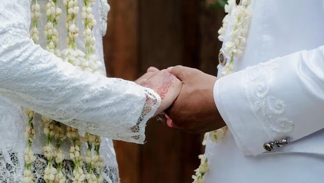 10 Contoh Teks MC Pernikahan Bahasa Jawa yang Sopan dan Mudah Dipahami