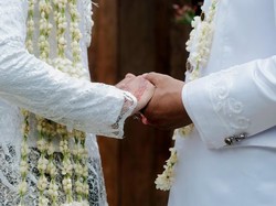 Daftar Seserahan Lamaran Lengkap, Ini Barang yang Wajib Disiapkan Calon Pengantin