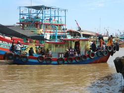 Kirab Budaya Ramaikan Sedekah Laut di Juwana Pati, Ada Larung Kepala Kerbau
