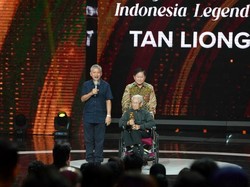Tan Liong Houw, Legenda Sepak Bola Indonesia Kelahiran Surabaya