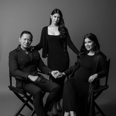 7 Foto Maternity Annisa Pohan Bersama AHY & Aira Saat Hamil Anak Kedua di Usia 44 Tahun