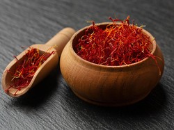 25 Manfaat Saffron untuk Kesehatan, dari Mood hingga Kulit