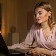 5 Ciri Kepribadian Orang yang Baru Bisa Produktif di Malam Hari