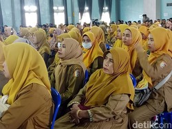 Lebaran Sudah Lewat, 3.000 PPPK Paruh Waktu di Lombok Timur Belum Terima THR