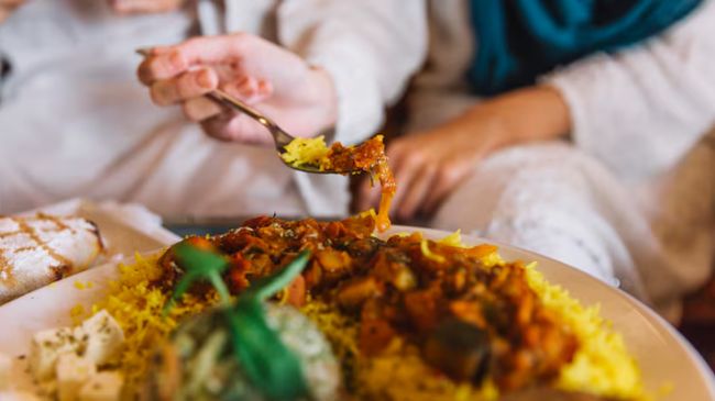 15 Inspirasi Menu Halal Bihalal yang Simpel tapi Bikin Tamu Terpukau