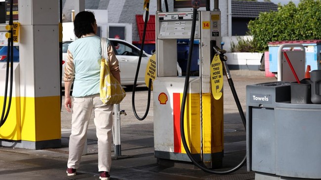 Harga Minyak Melejit, Shell Cetak Laba Rp120,21 Triliun