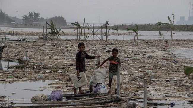 Satgas PRR fokus rehabilitasi tambak dan keramba pascabencana di Aceh, Sumut, dan Sumbar. Pemulihan sektor perikanan jadi prioritas untuk ekonomi masyarakat.