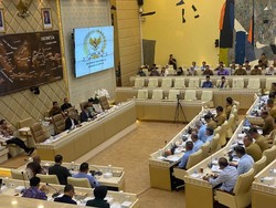 Komisi II DPR Rapat Bareng Mendagri-Kepala OIKN Bahas Program Kerja 2026