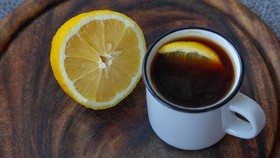 Apakah Diet Kopi Campur Lemon Aman? Cek Faktanya!
