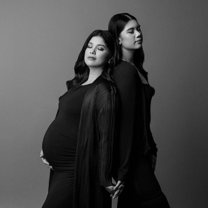 <p>Annisa memohon doa untuk kelancaran proses kehamilan hingga persalinan keduanya ini. Ia juga mengungkap harapan untuk calon anak keduanya yang akan segera lahir. "<em>MasyaAllah Tabarakallah</em>. Mohon doanya untuk anggota baru keluarga kami semoga ibu dan bayi sehat selamat selama proses kehamilan &amp; persalinan, lalu bayi ini kelak menjadi manusia yang soleh/solehah , cerdas berilmu manfaat, sehat paripurna, dilimpahkan rezeki halal yang barakah, bahagia dunia akhirat&hellip;amiin," ungkap Annisa. (Foto: Instagram @annisayudhoyono)</p>