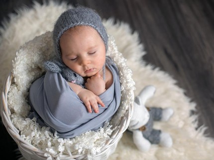 38 Nama Bayi Ini Dilarang di New Zealand, Termasuk Favorit Keluarga Kim Kardashian