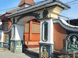 Masa Depan Dayak Losarang Usai Berpulangnya Takmad Diningrat