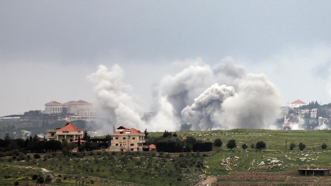 Kemlu RI mengutuk keras serangan terhadap markas Indonesia di Lebanon selatan yang menewaskan satu Tentara Nasional Indonesia (TNI).