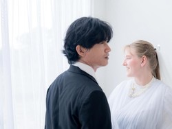 Kisah Cinta Lintas Negara Pria Madura Nikahi Bule Wanita Polandia