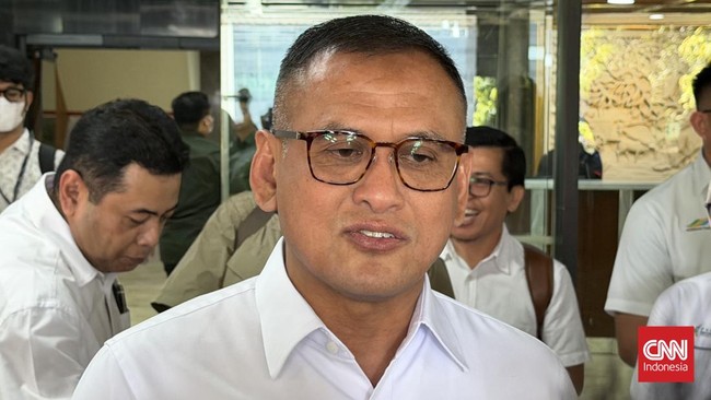 Selat Hormuz menjadi jalur penting perdagangan pupuk global. Sekitar 30 persen perdagangan pupuk melewati jalur tersebut, termasuk untuk jenis urea dan sulfur.