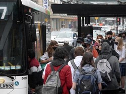 Krisis BBM, Australia Gratiskan Transportasi Umum