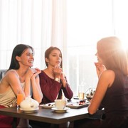 9 Ciri Kepribadian Orang yang Mudah Akrab dengan Orang Asing