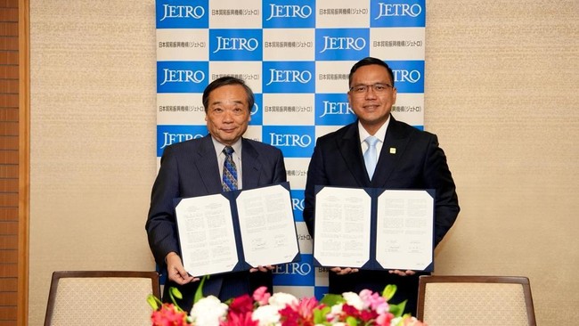 PT Pertamina dan INPEX memperkuat kemitraan dalam Proyek LNG Abadi di Blok Masela. MoU baru ditandatangani untuk sinergi pengembangan energi jangka panjang.