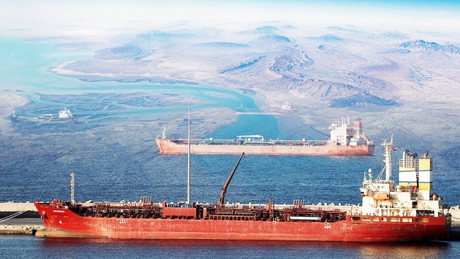 Selat Hormuz Kini Jadi 'Gerbang Berbayar', Perdagangan Global Terancam