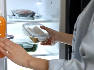 5 Kulkas 2 Pintu Terbaik 2026: Kapasitas Jumbo & Desain Estetik