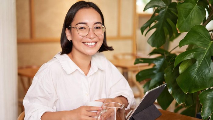 Orang Cerdas Nggak Akan Mau Mengeluh Soal 5 Hal Ini Menurut Psikolog