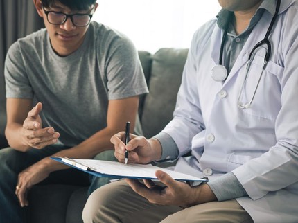 Sudah Menjalani Vasektomi, Ayah Ini Membalikkan Prosedurnya demi Punya Anak Keempat