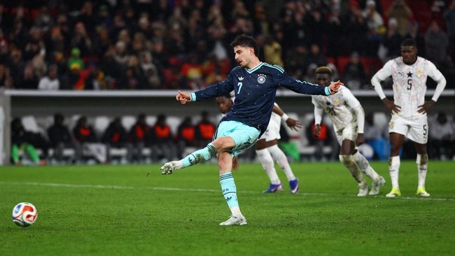 Timnas Jerman meraih kemenangan 2-1 atas Ghana dalam laga uji coba FIFA Matchday di Stadion MHP Arena, Stuttgart, Selasa (31/3) dini hari WIB.