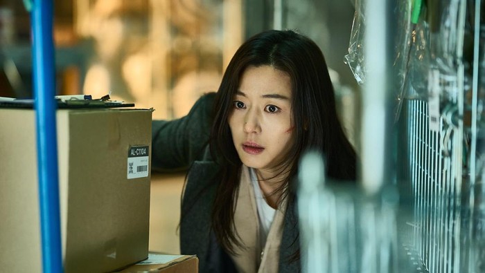 Segera Tayang, Simak Potret Jun Ji Hyun yang Akan Bintangi Film Zombie Baru