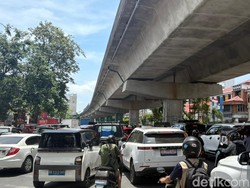 Macet di Pettarani Makassar, Kendaraan Tertahan dari SPBU Rappocini-Pettarani