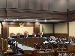 Jaksa Minta Hakim Tetapkan Rekan Bisnis Riza Chalid Beri Keterangan Palsu