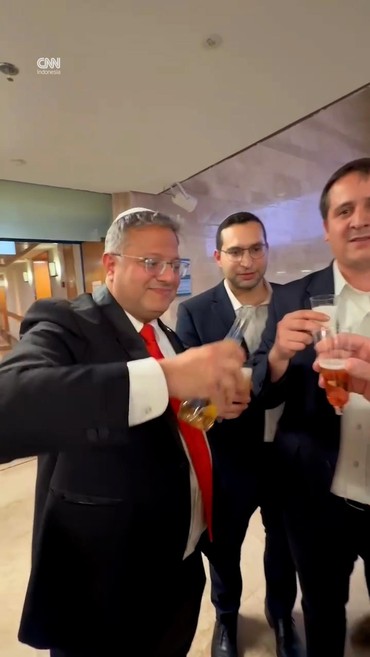 Menteri Israel 'Minum-minum' Rayakan UU Hukuman Mati Warga Palestina