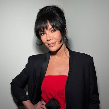 Unik! Gen Z China Gunakan Foto Kris Jenner agar Beruntung, Kok Bisa?