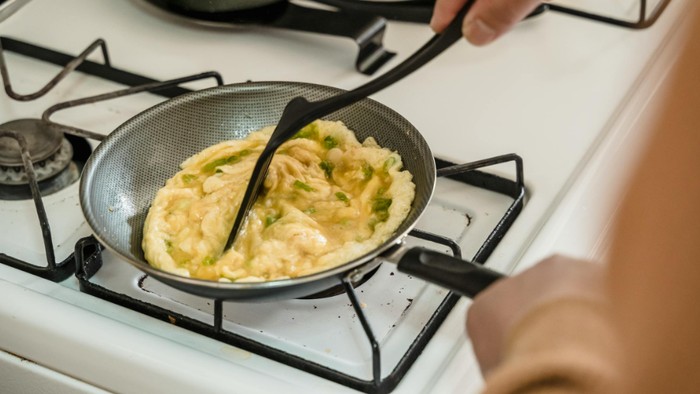 3 Tips Masak Praktis untuk Anak Kos, Solusi Hemat Antiribet!