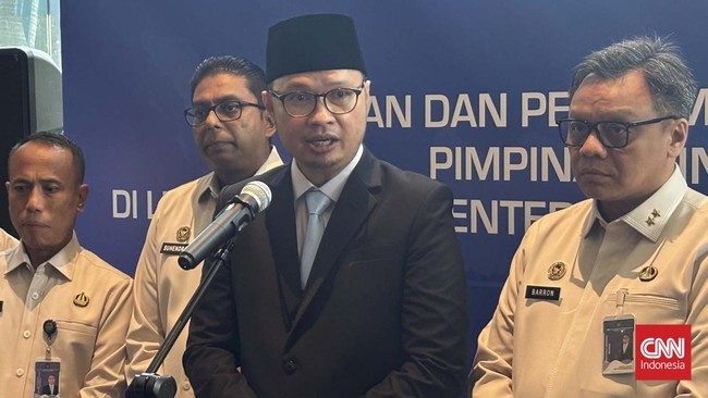 Politikus Gerindra Hendarsam Marantoko buka suara usai dilantik sebagai Direktur Jenderal Imigrasi tanpa seleksi terbuka.