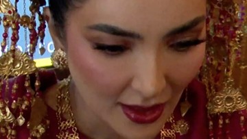 Update Informasi Selebriti InsertLive : Video: Kuliah di Surabaya, Ashanty-Anang Target Wisuda Bareng