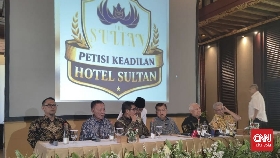 Teken Petisi, JK Minta Sengketa Hotel Sultan Diselesaikan Secara Adil