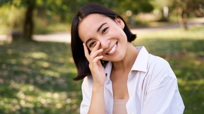 5 Cara Mengenali Orang dengan Karisma Alami Menurut Ilmu Psikologi