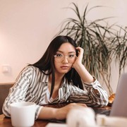 5 Cara Mengenali Orang yang Tidak Kompeten Dilihat dari Ucapannya Menurut Ilmu Psikologi