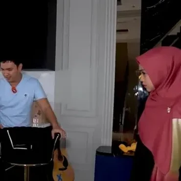 Ini 7 Penampakan Dapur Aldi Taher yang Didesain Sendiri oleh Istri Tercinta