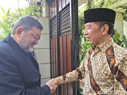 Video Dubes Iran Sambangi Jokowi di Solo, Bahas Apa?