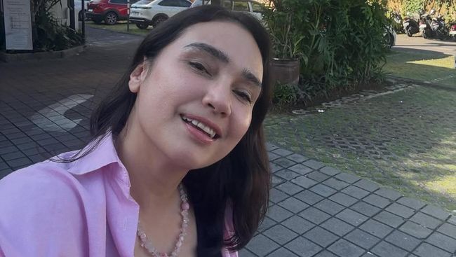 Feby Febiola 5 Th Jadi Cancer Survivor, Ungkap Kehidupan di Bali yang Sederhana tapi Meaningful