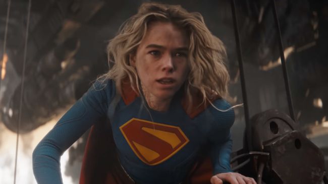 Milly Alcock sebagai Kara Zor-El dalam film Supergirl: Woman of Tomorrow (2026) (DC Studios)