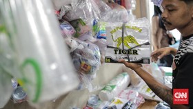 Pemerintah Lirik Singkong hingga Rumput Laut untuk Gantikan Plastik