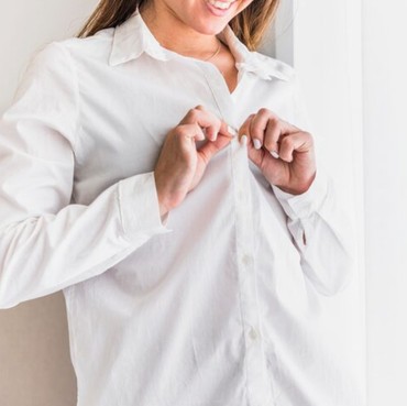 5 Cara Mencuci Baju Putih Seragam Sekolah agar Tetap Cerah
