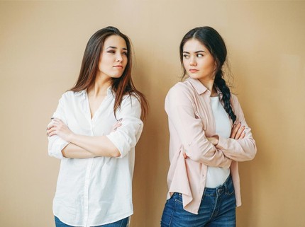 Ini Alasan Mengapa Semakin Bertambah Usia Kita Semakin Mudah Tak Menyukai Orang